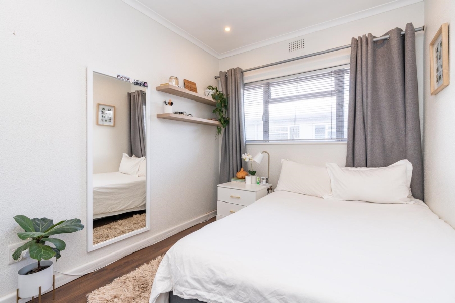 2 Bedroom Property for Sale in Green Point Western Cape